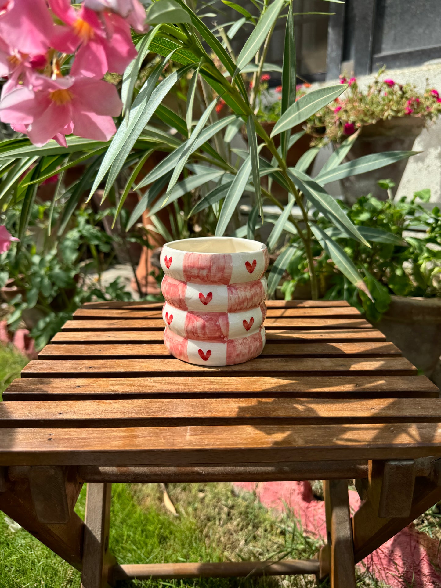 Chequered Hearts Bubble Mug