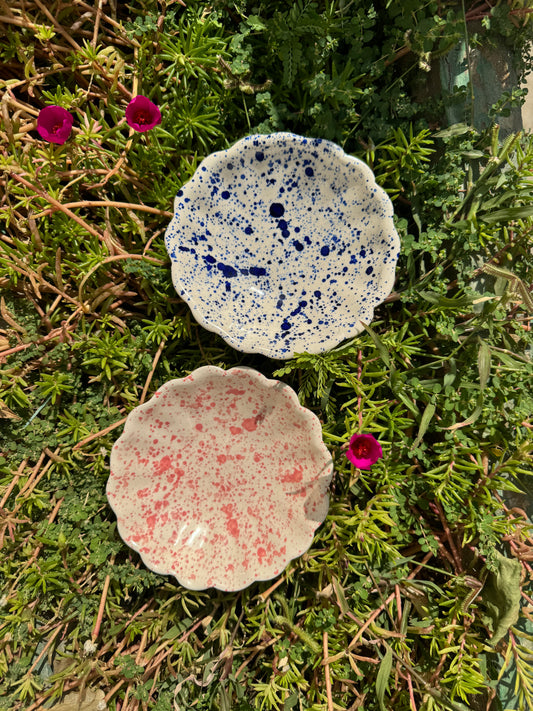 Scalloped Paint Splatter Trinkets